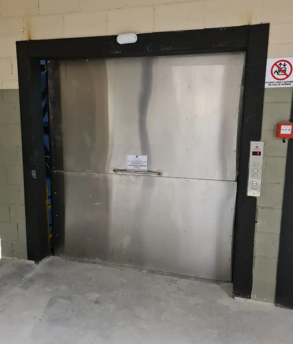 Especialistas em soluções de transporte vertical